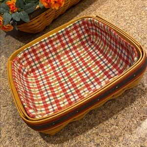 Longaberger Basket with Fabric Liner Cherry Red Plaid Napkin Great For Napkins